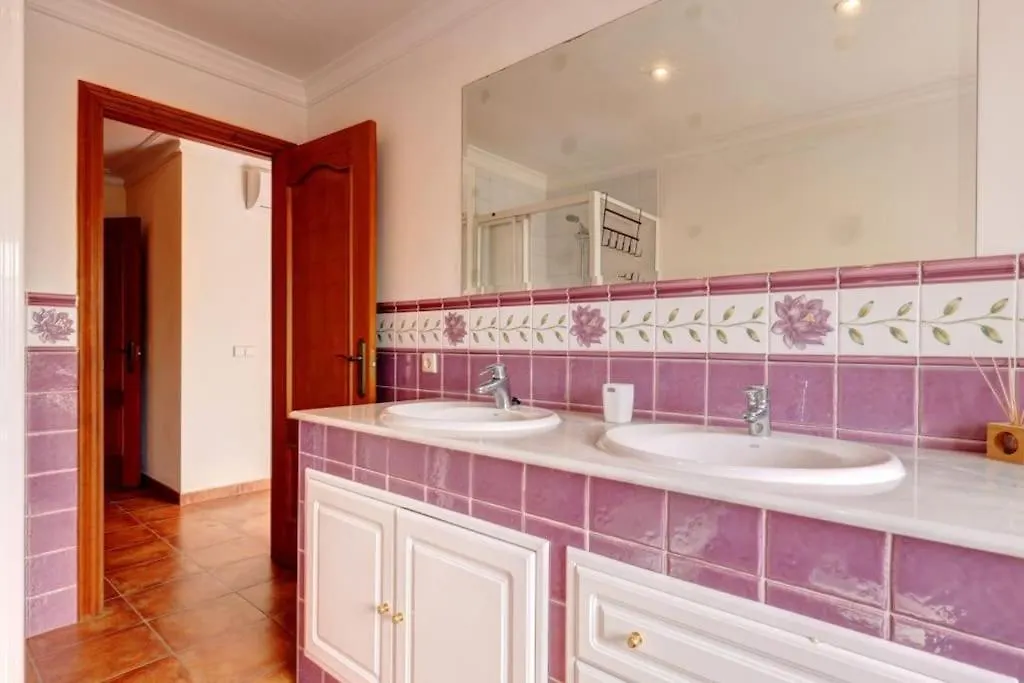 Traditional Spanish Villa Near Puerto Banus Marbella