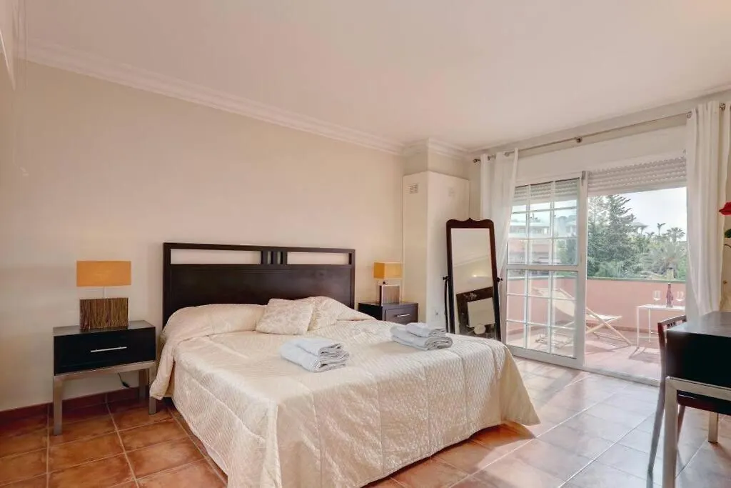 Traditional Spanish Villa Near Puerto Banus Marbella