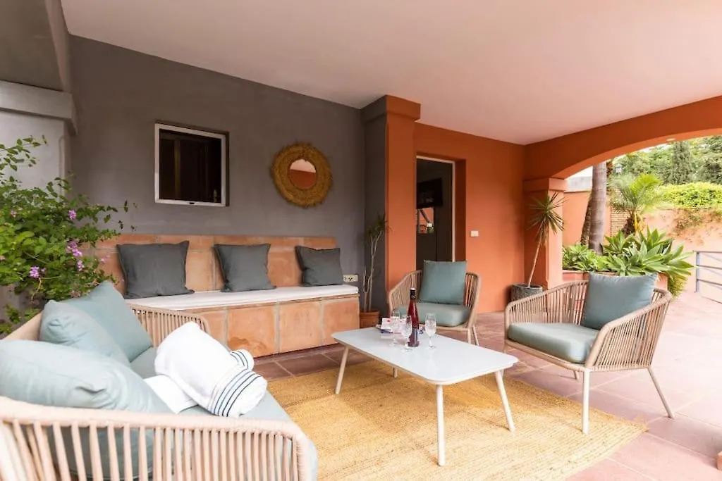 Traditional Spanish Villa Near Puerto Banus Marbella