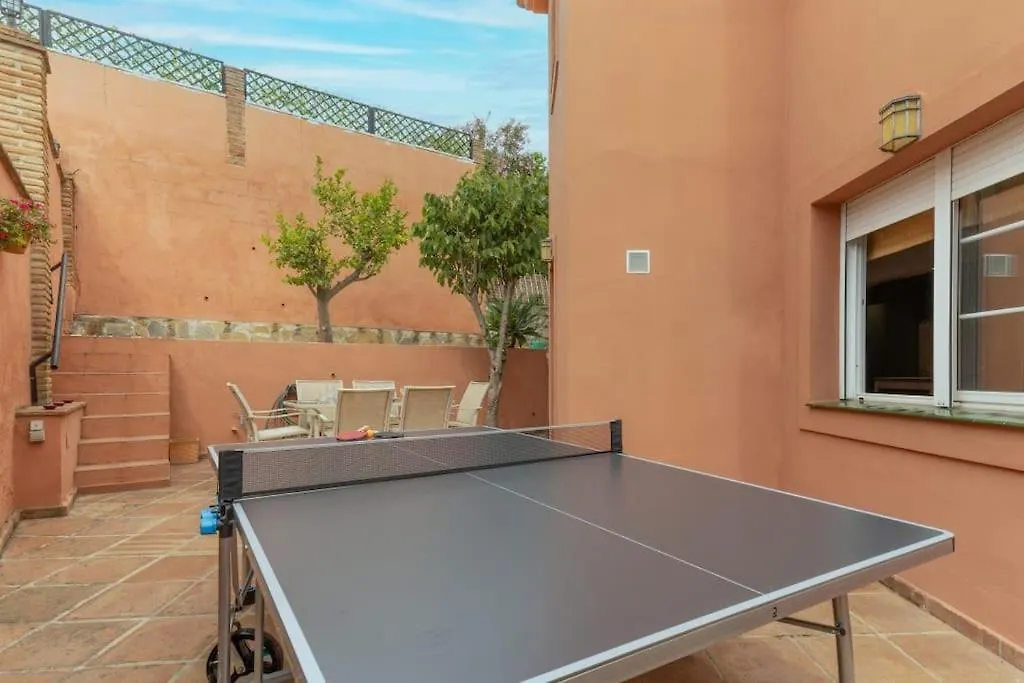 Traditional Spanish Villa Near Puerto Banus Marbella